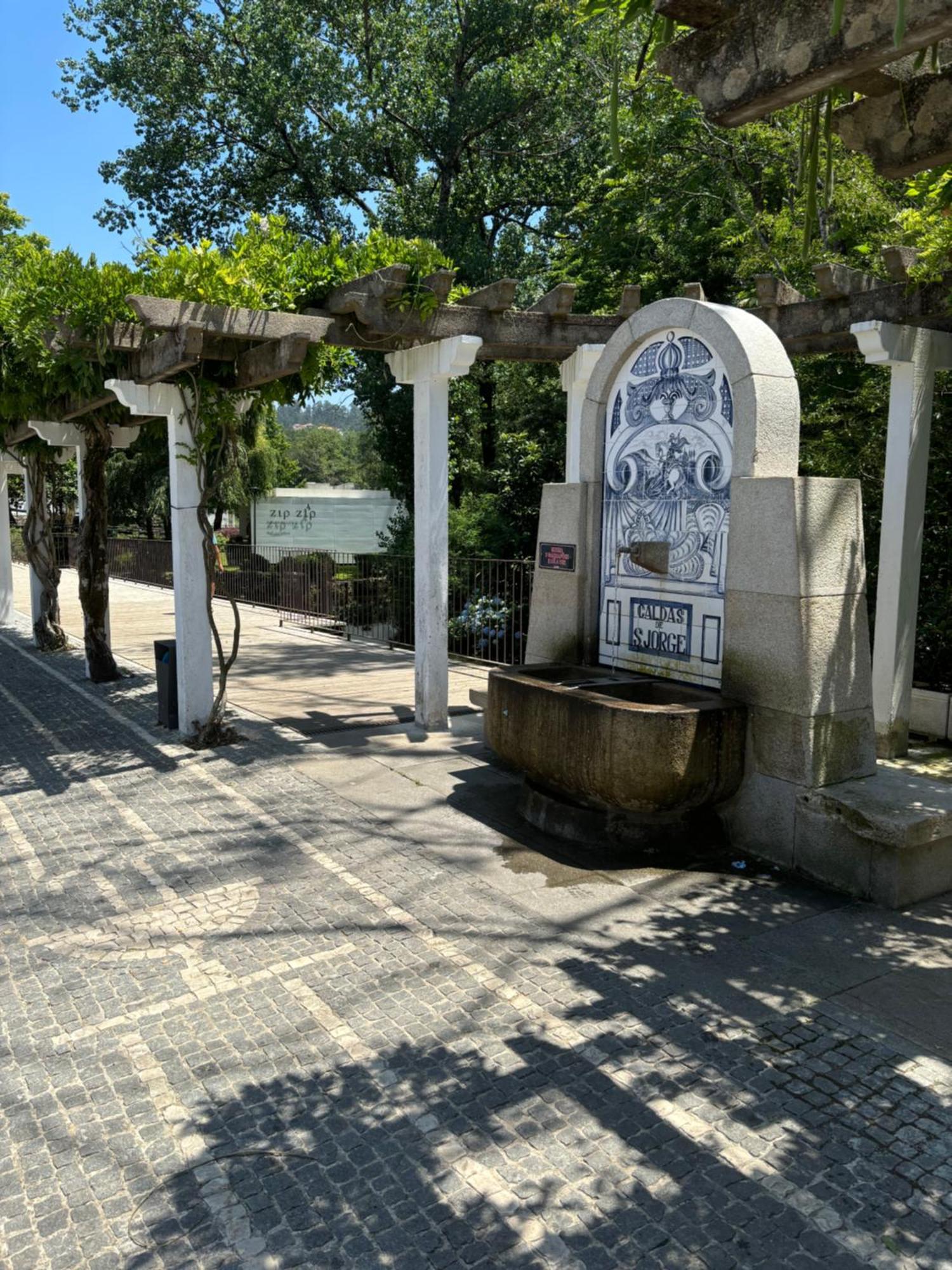Aconchego Home Caldas de Sao Jorge Exterior foto
